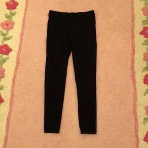 Black tights/leggings